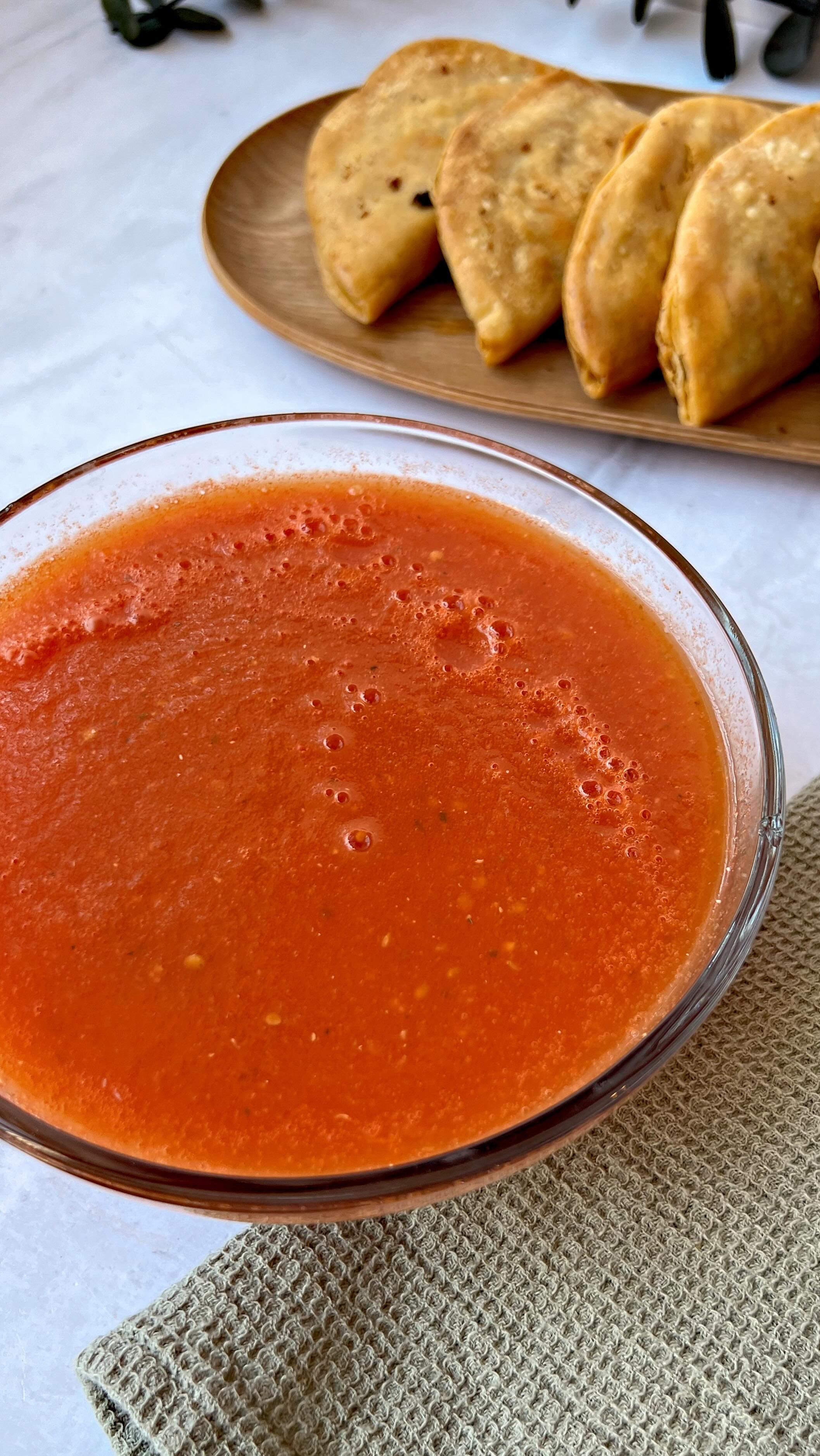 La Salsa de Tomate que le pongo a los Antojitos Mexicanos